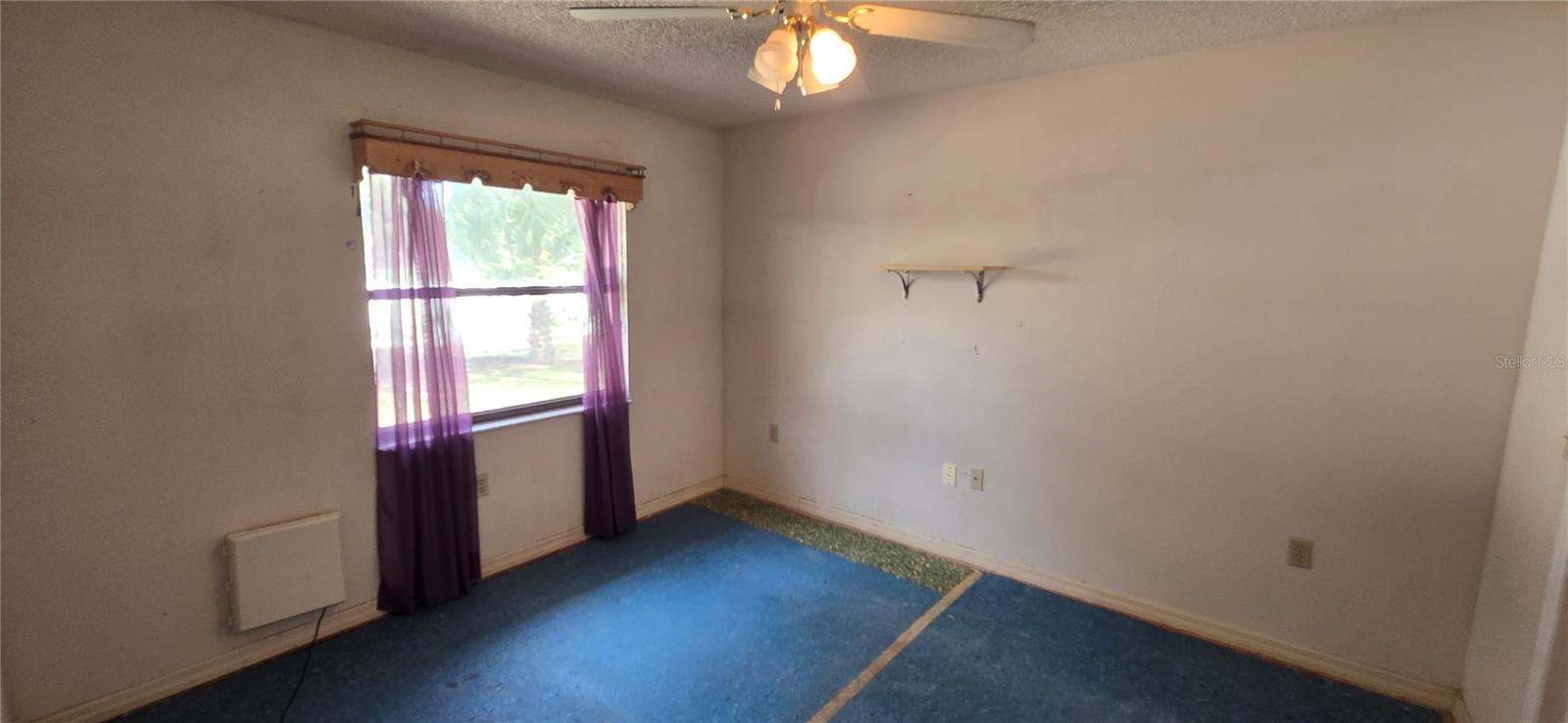 OAKS LAKELAND - Residential