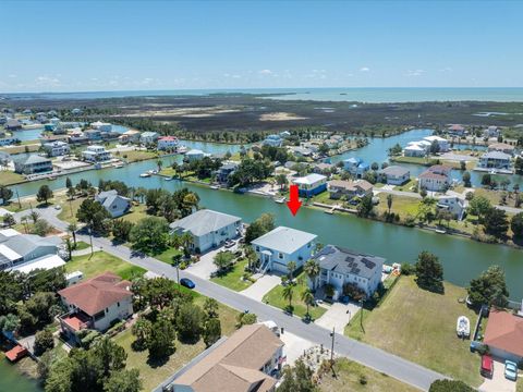 A home in HERNANDO BEACH