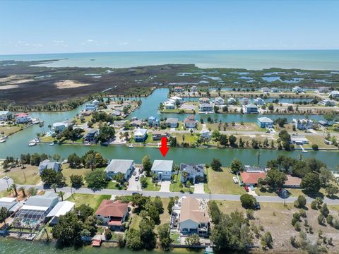 A home in HERNANDO BEACH