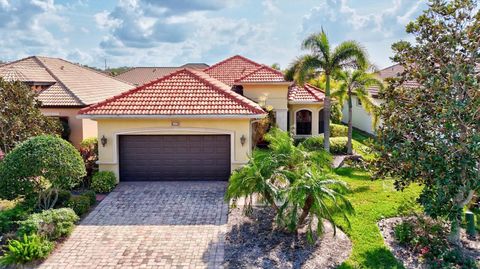 A home in ELLENTON