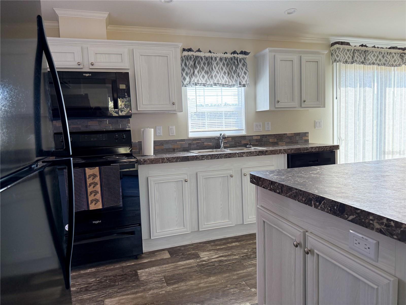 OAK RANCH ESTATES - Residential