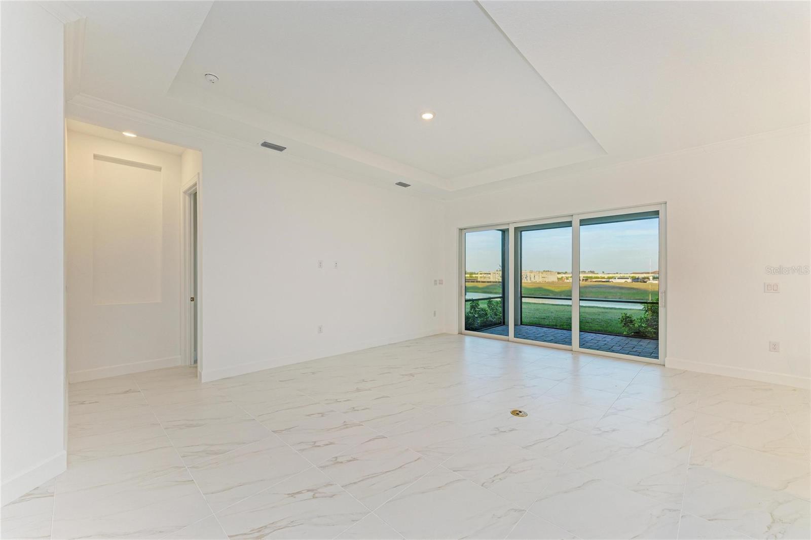 AZARIO ESPLANADE PH VIII - Residential