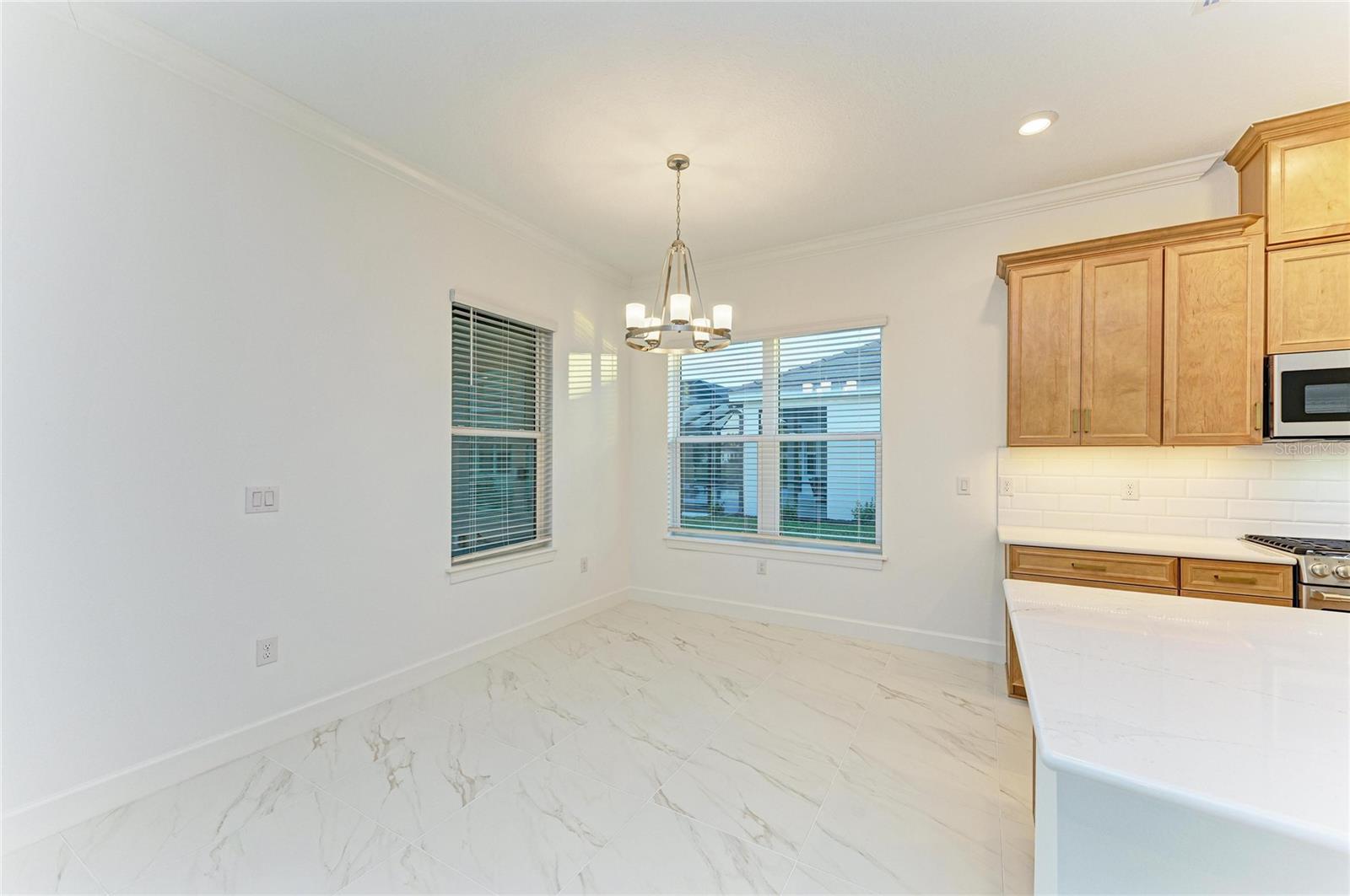 AZARIO ESPLANADE PH VIII - Residential