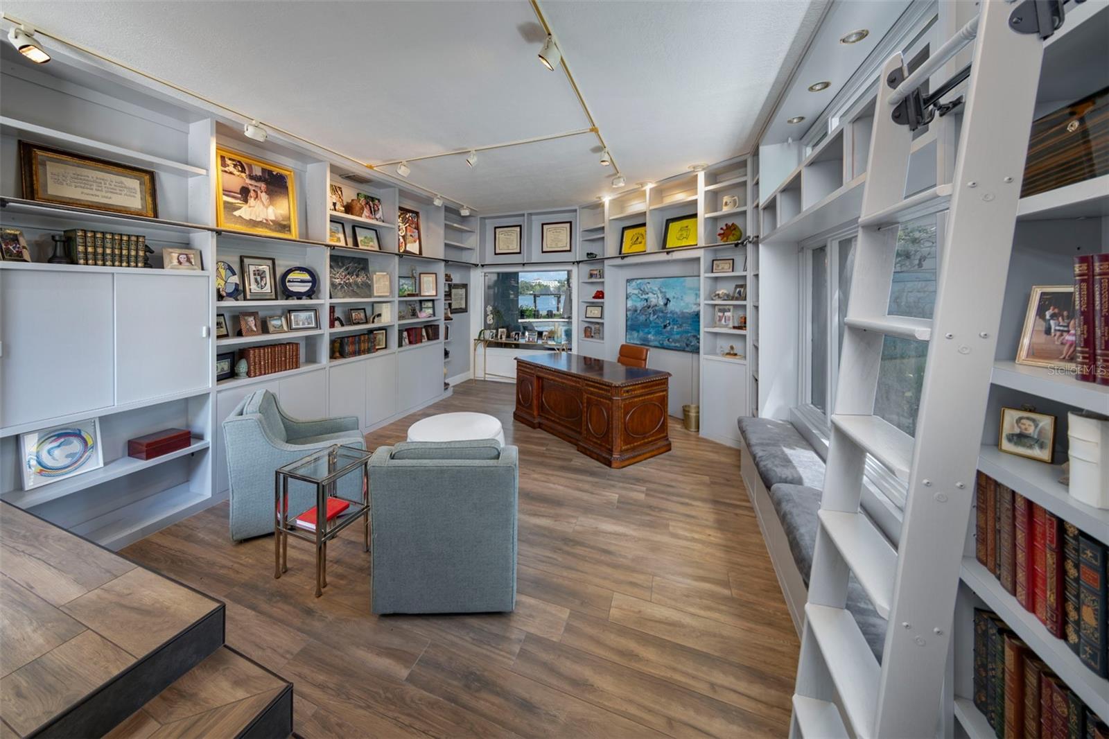 VIRGINIA HEIGHTS - Residential