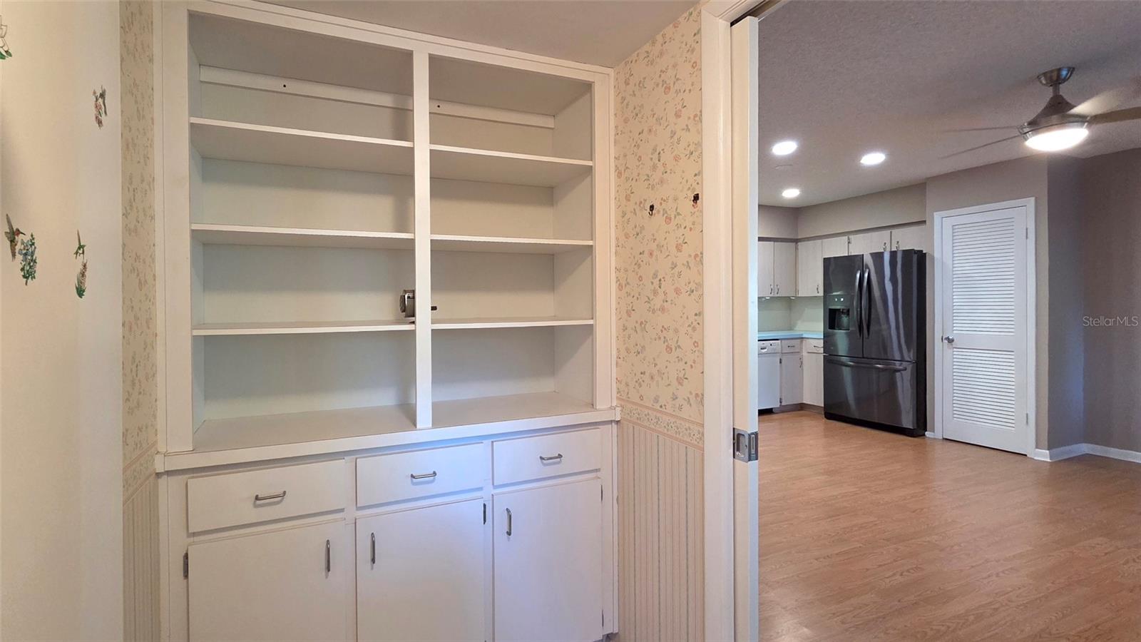 ON TOP OF THE WORLD - Residential