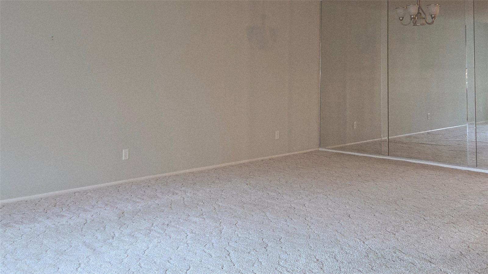 ON TOP OF THE WORLD - Residential