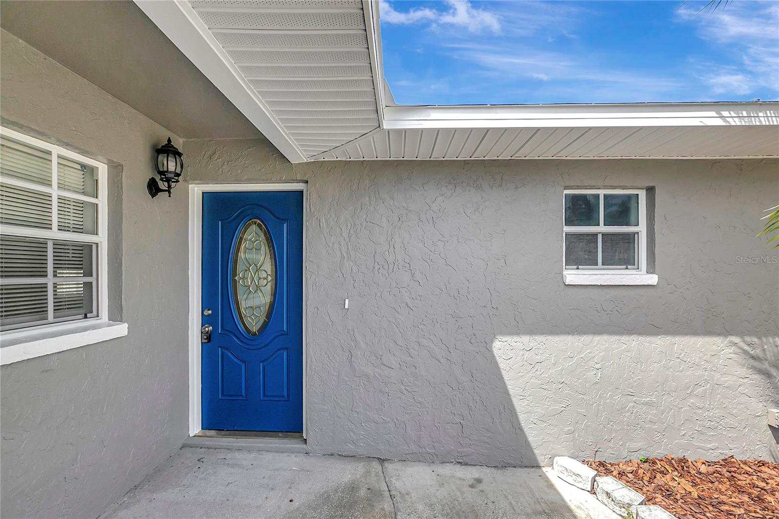 1713 CARNEGIE CIRCLE