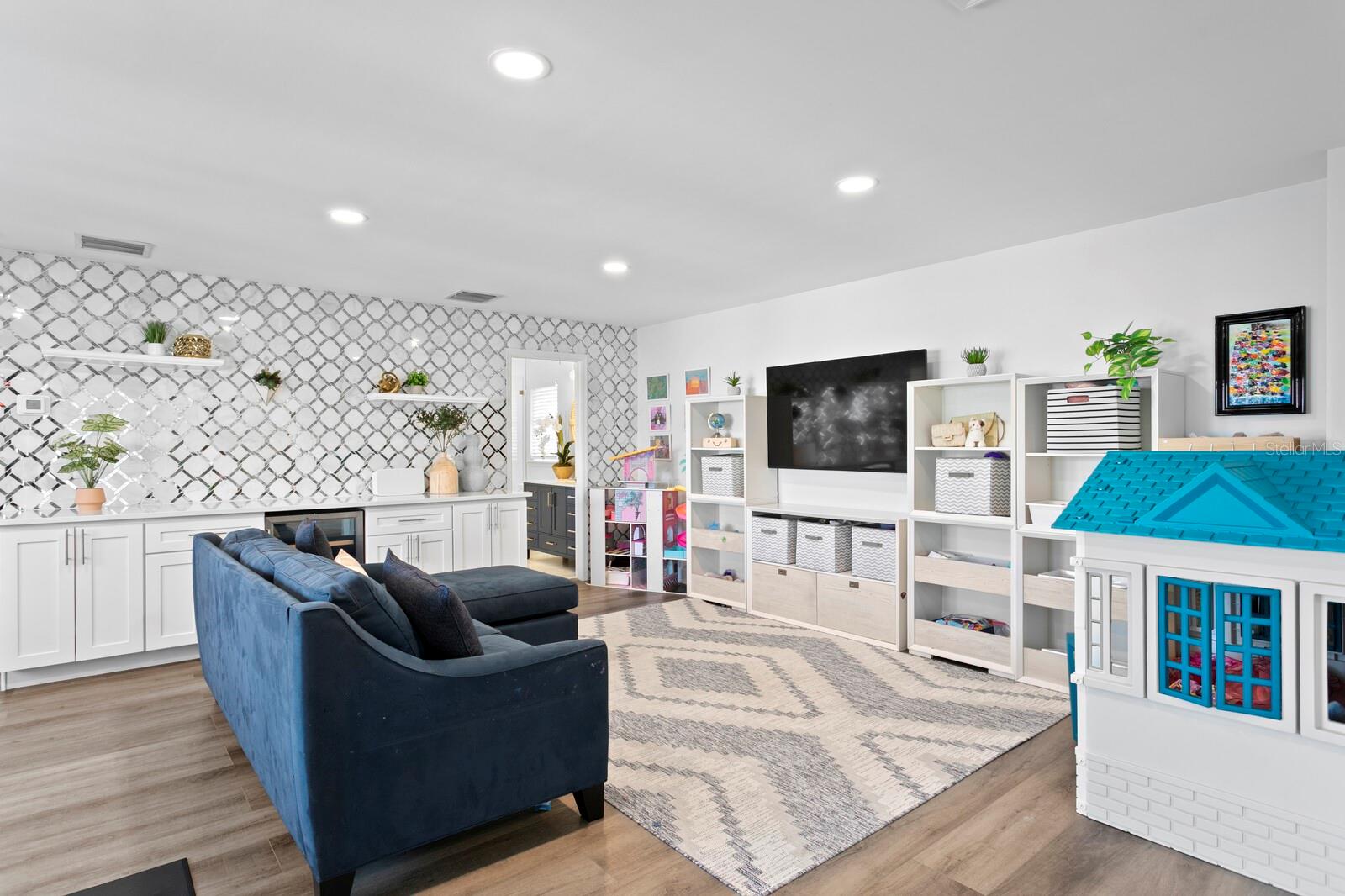 BRIDGEVIEW ESTATES - Residential