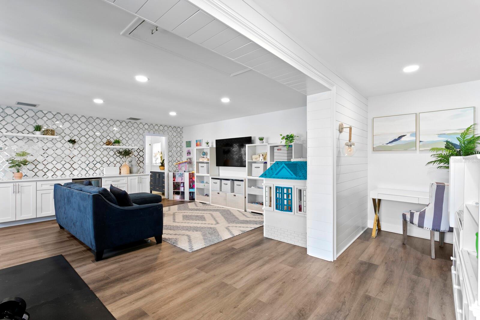 BRIDGEVIEW ESTATES - Residential