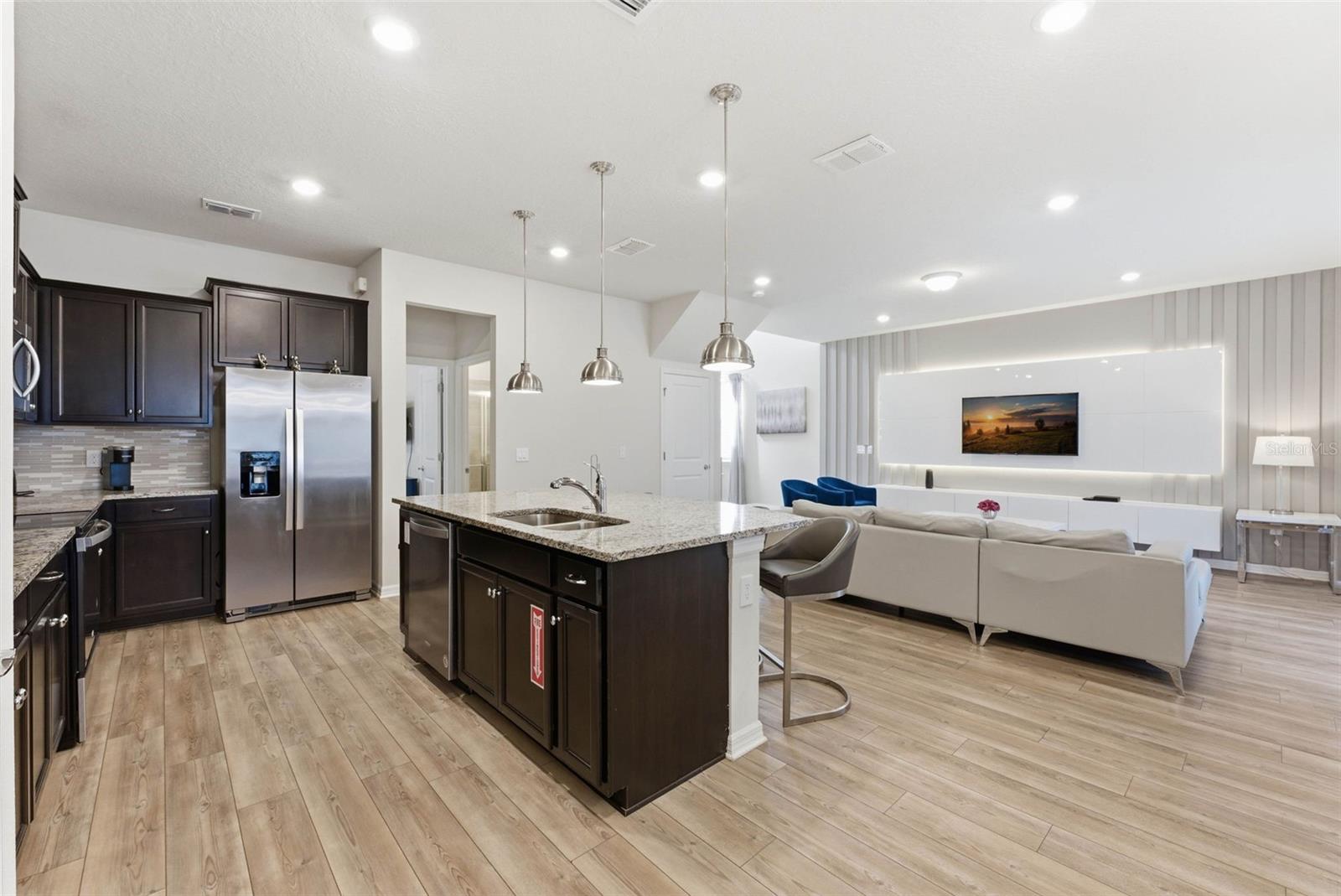 WINDSOR ISLAND RESIDENCE - Residential