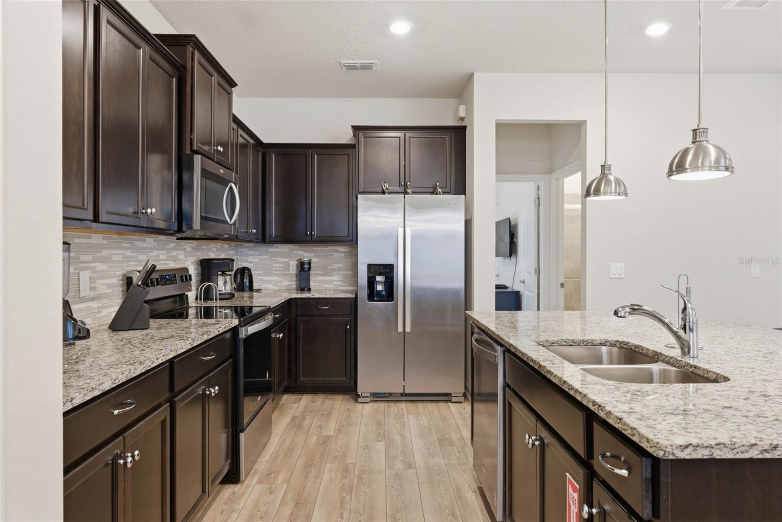 WINDSOR ISLAND RESIDENCE - Residential