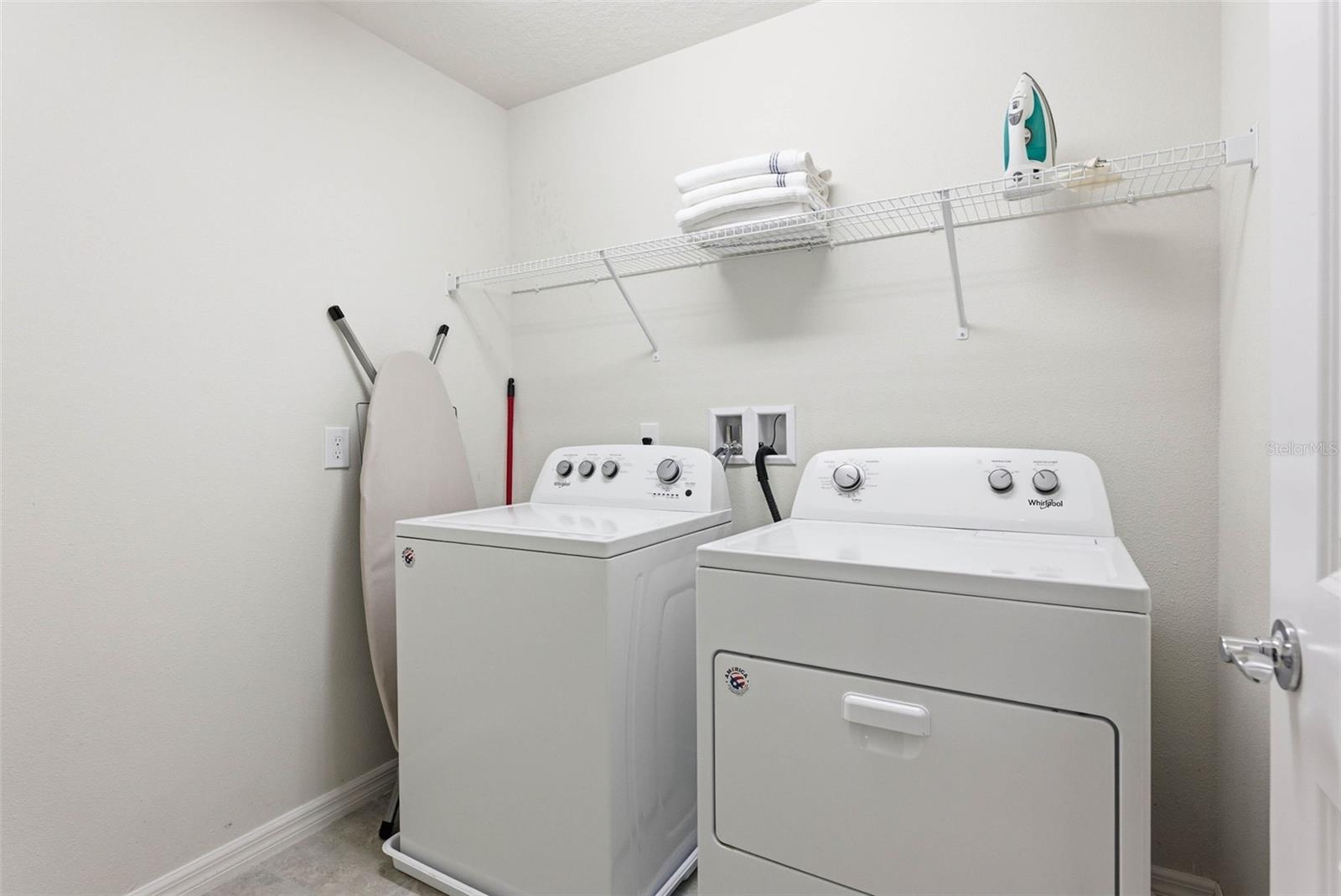 WINDSOR ISLAND RESIDENCE - Residential