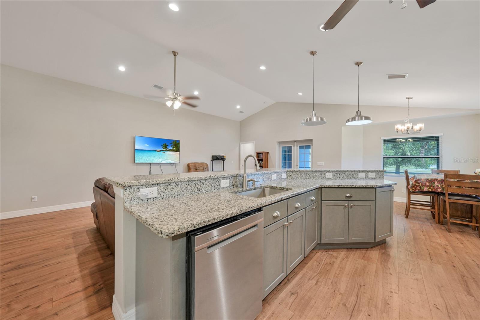 HARBOUR HEIGHTS - Residential