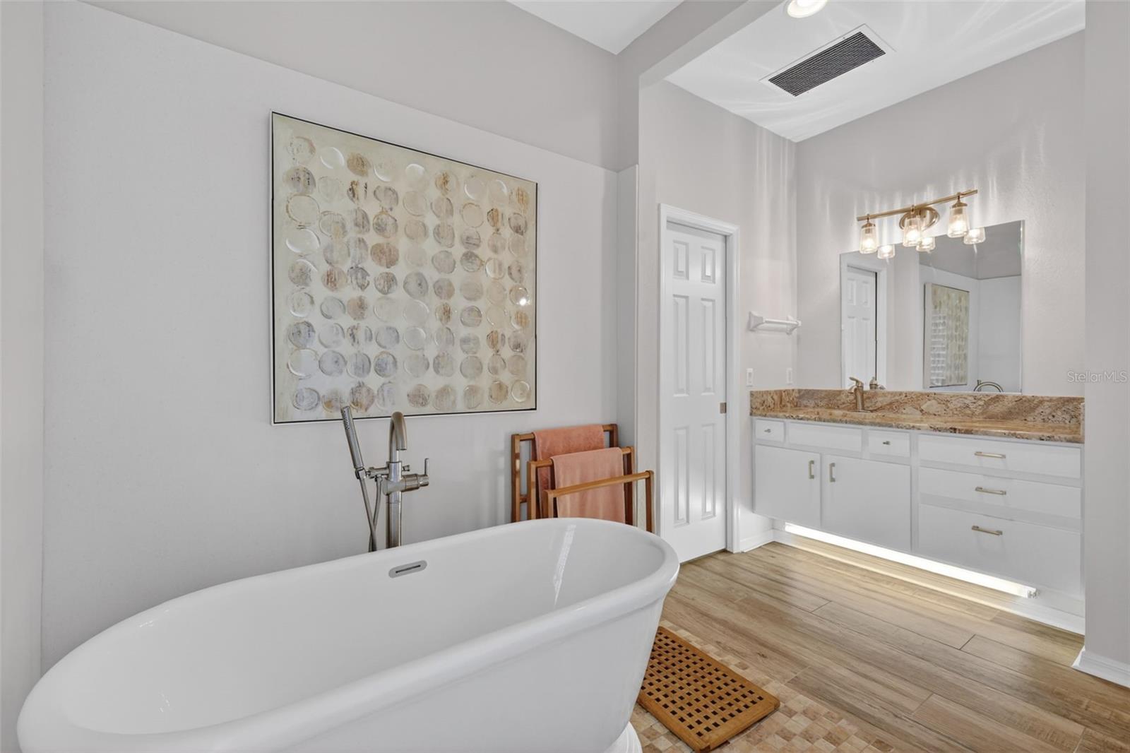 COUNTRY CLUB OF MOUNT DORA - Residential