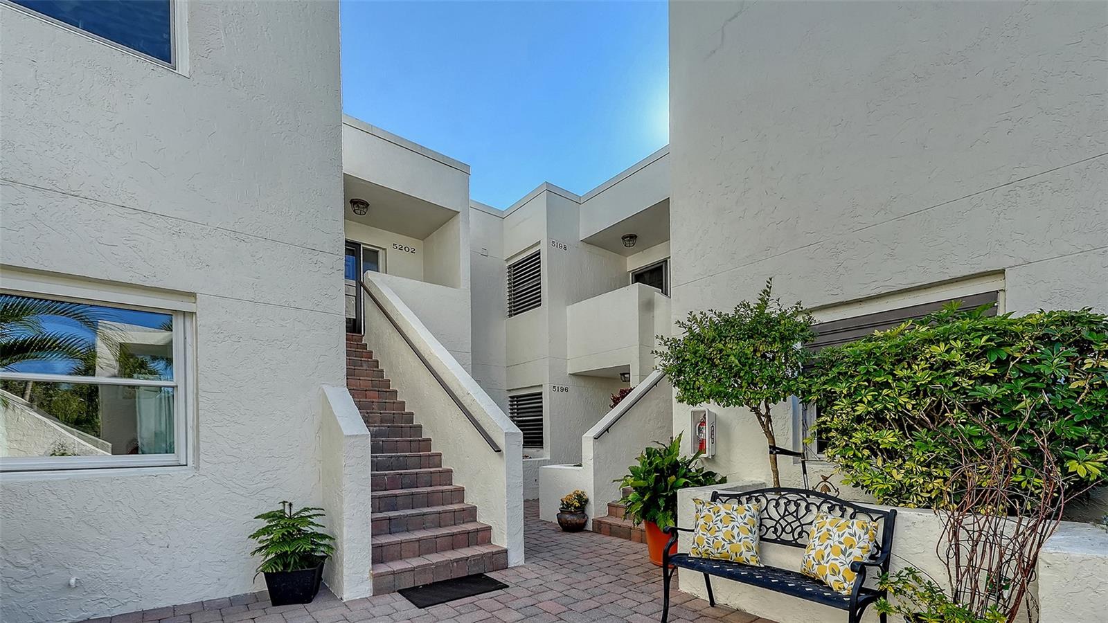 HERONMERE II - Residential