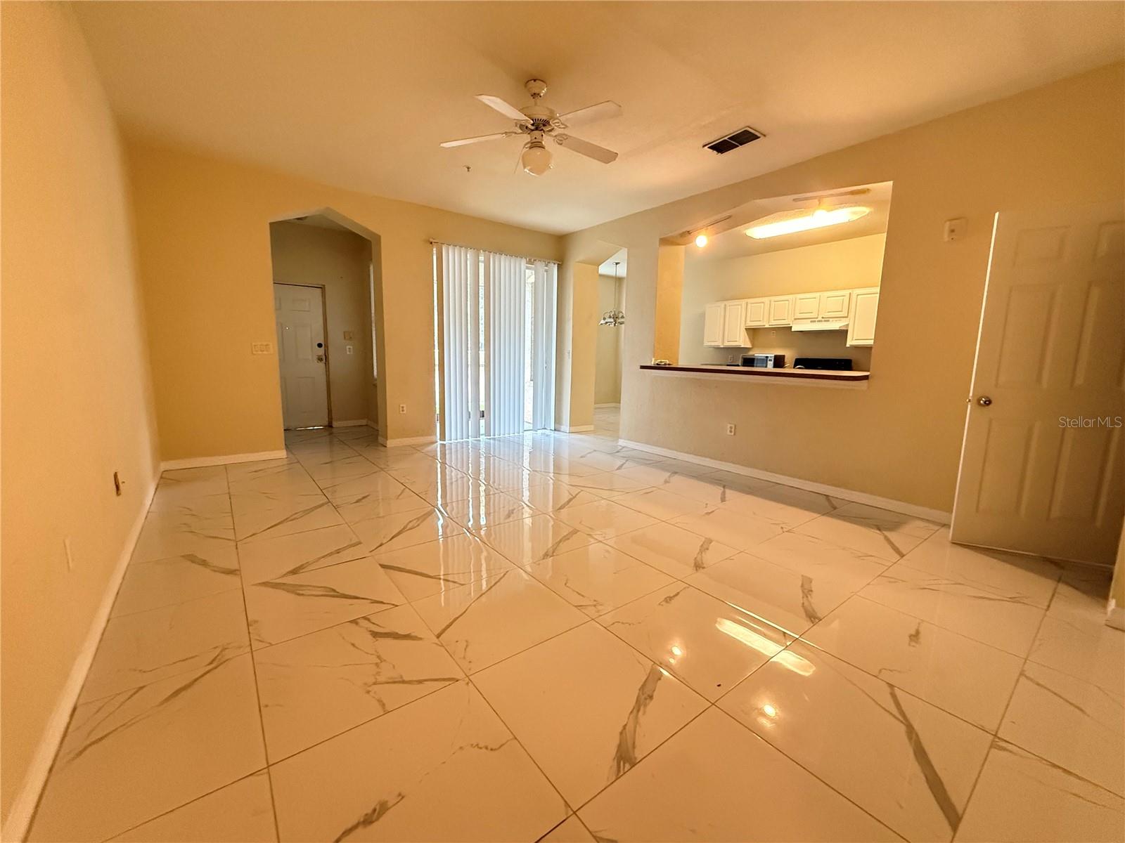 SUNRIDGE OF TAMPA BAY A CONDOM - Residential Lease