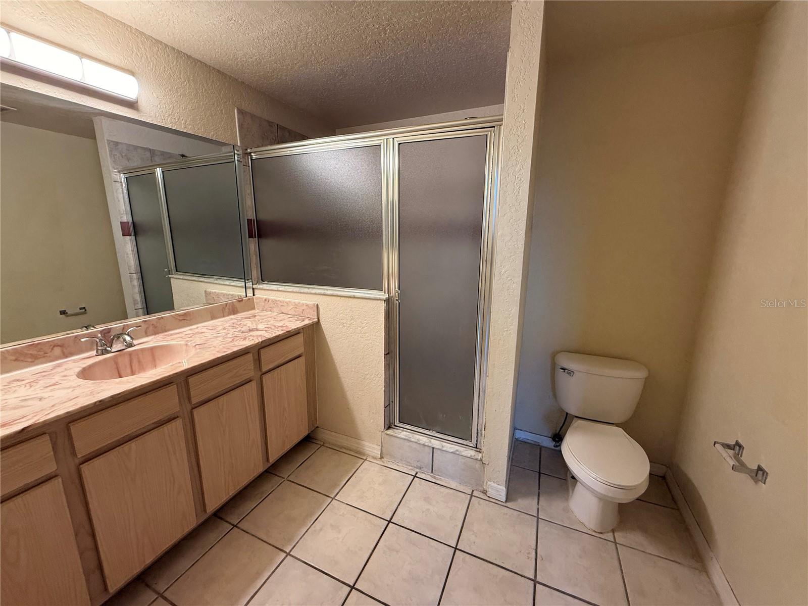 SUNRIDGE OF TAMPA BAY A CONDOM - Residential Lease