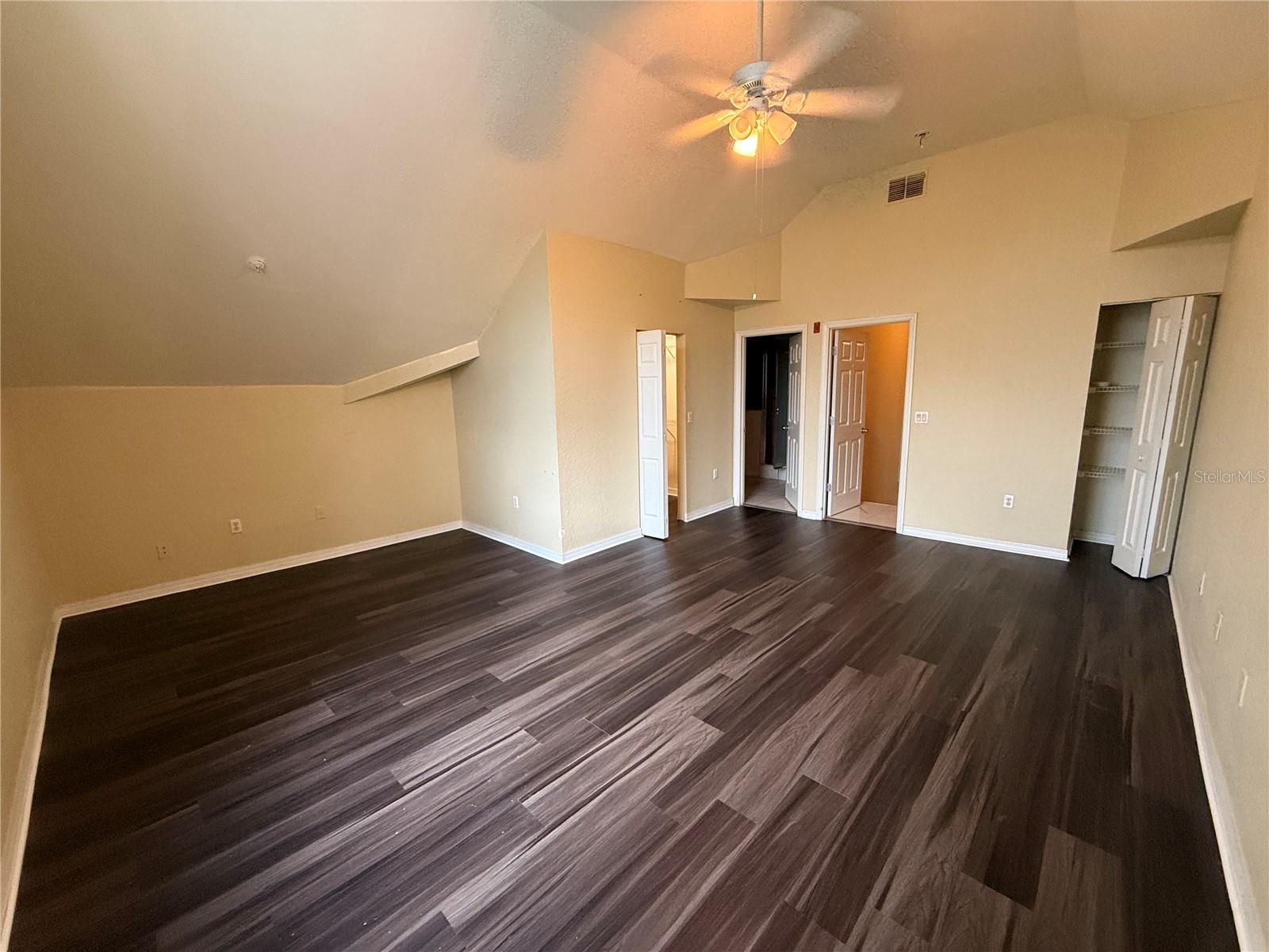 SUNRIDGE OF TAMPA BAY A CONDOM - Residential Lease