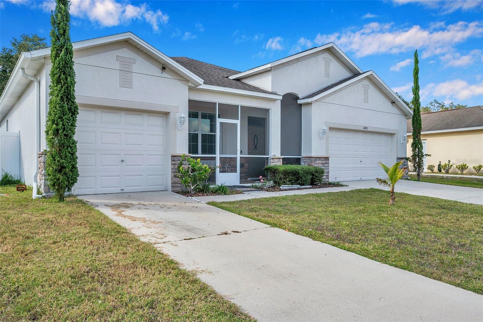 4476 CREEKSIDE DRIVE