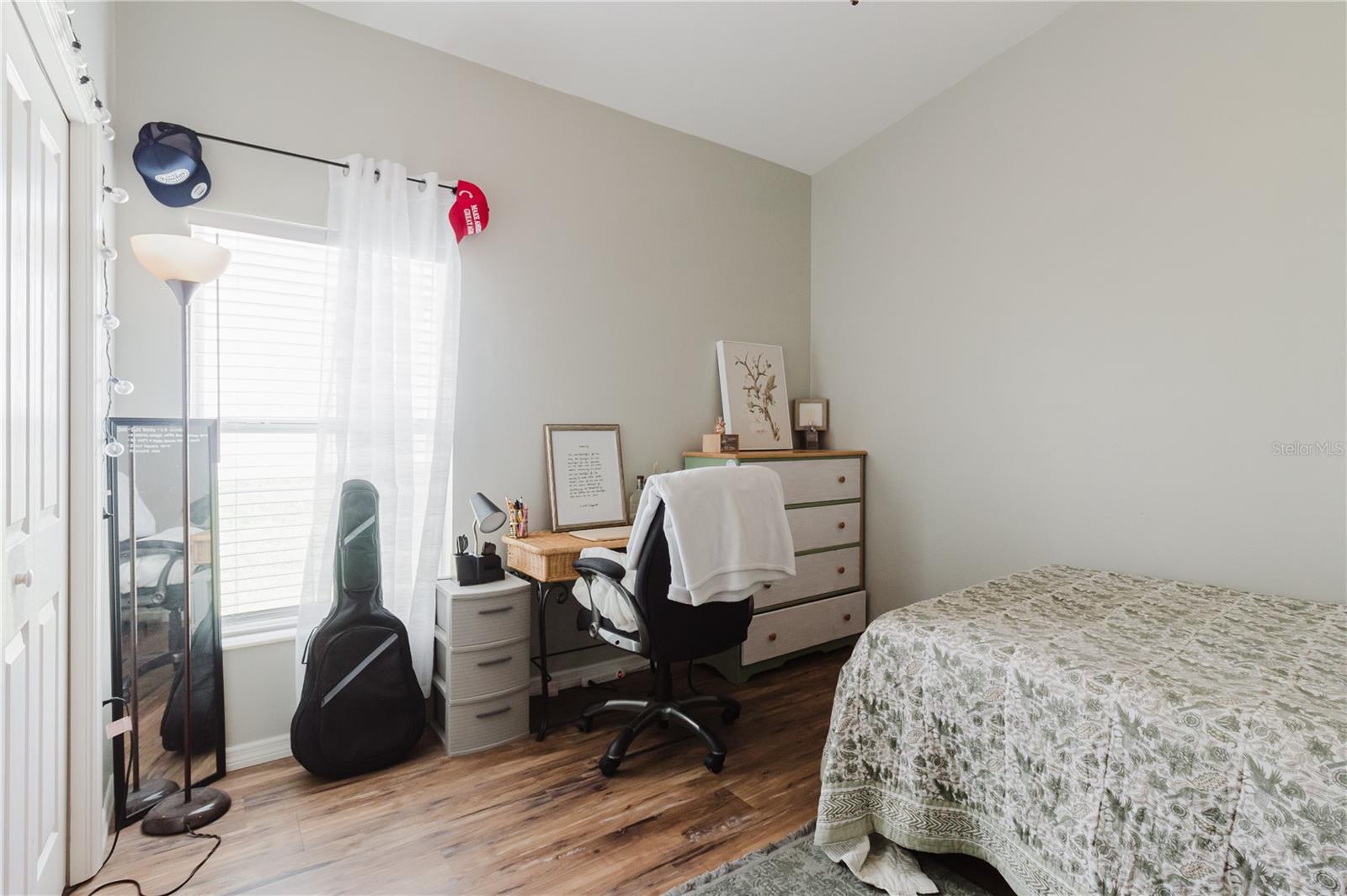 OAK GLEN - Residential