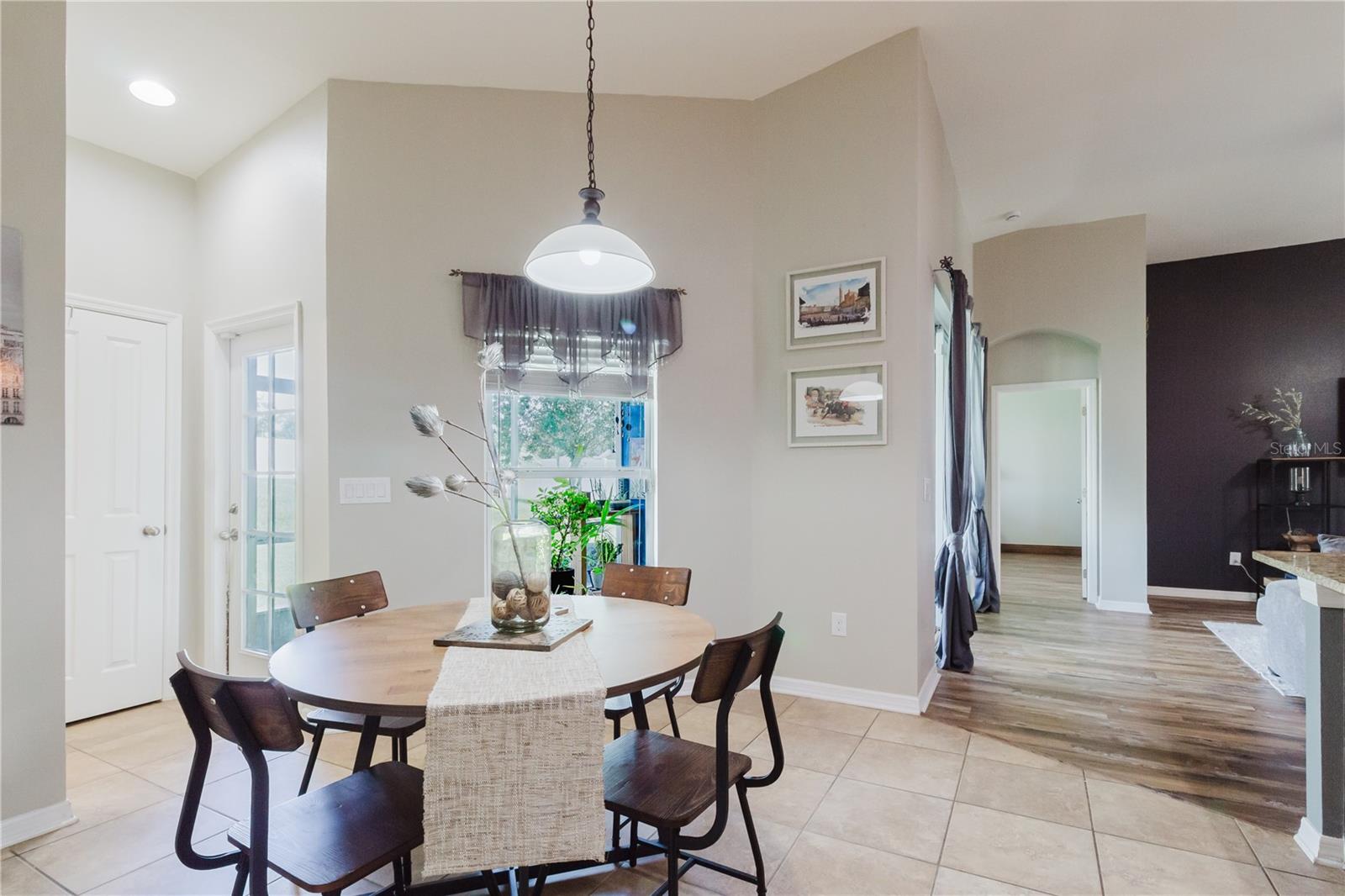 OAK GLEN - Residential