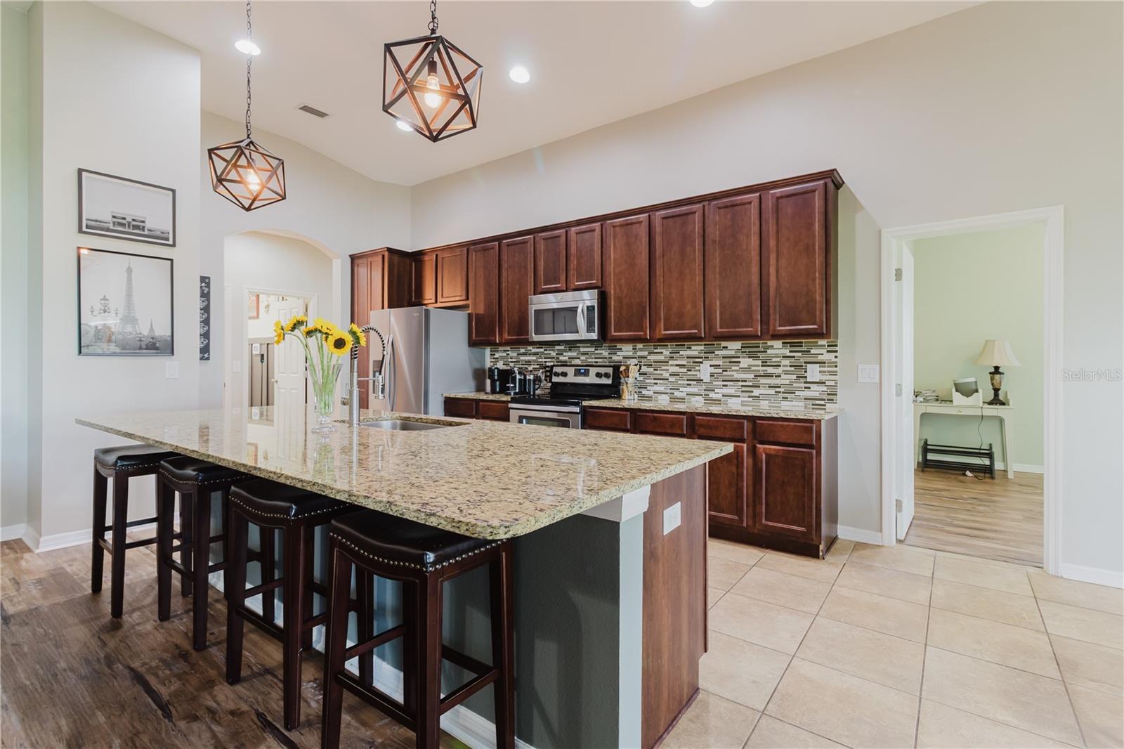 OAK GLEN - Residential