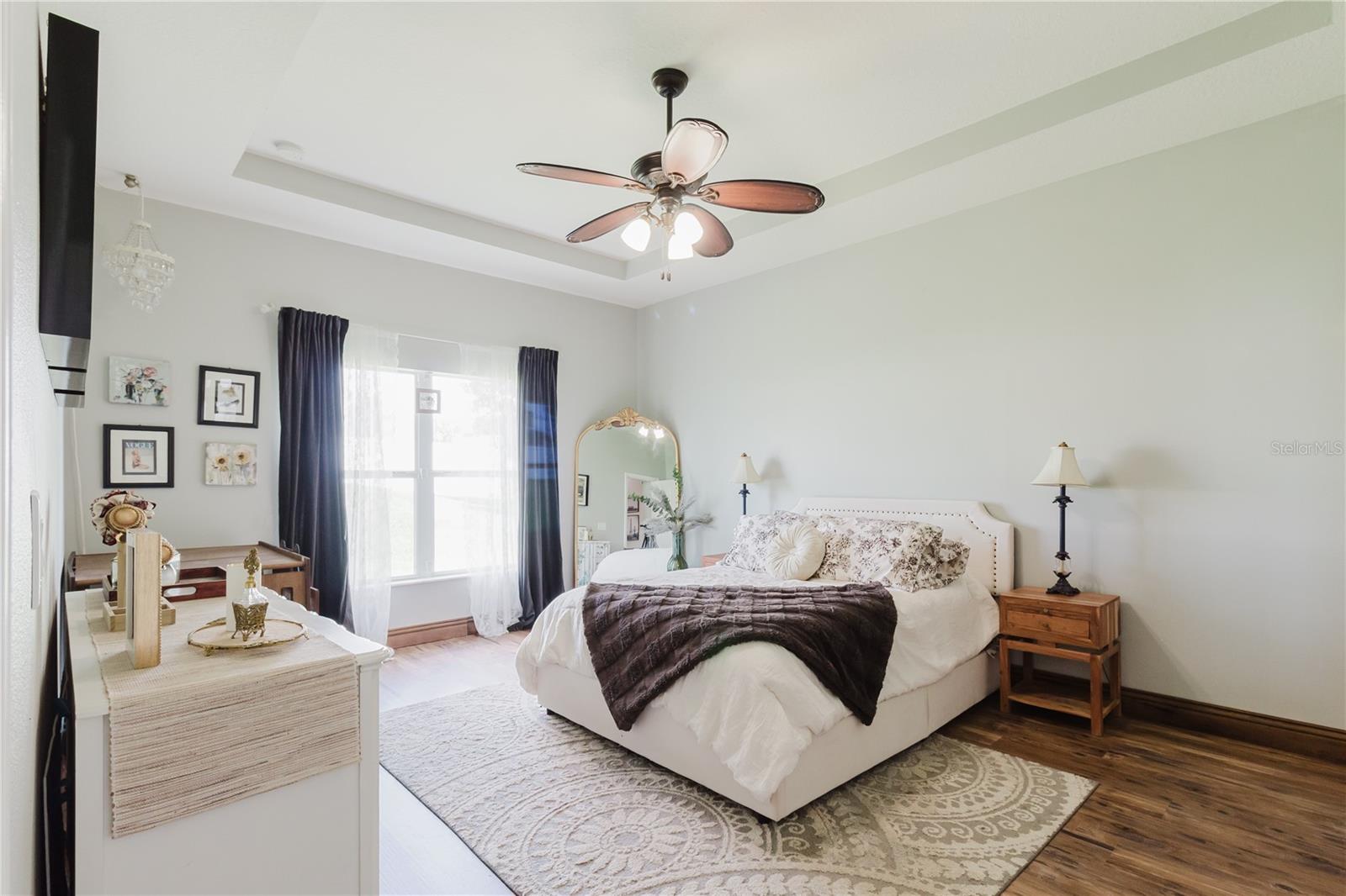 OAK GLEN - Residential