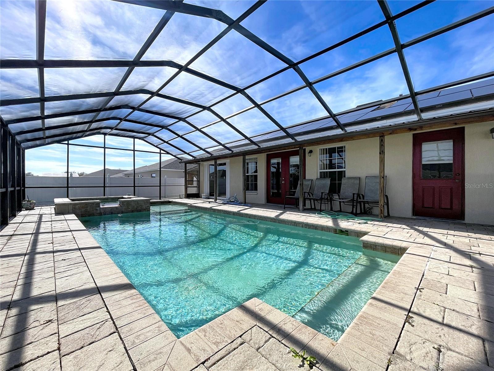 GARDENS PH 01 - Residential