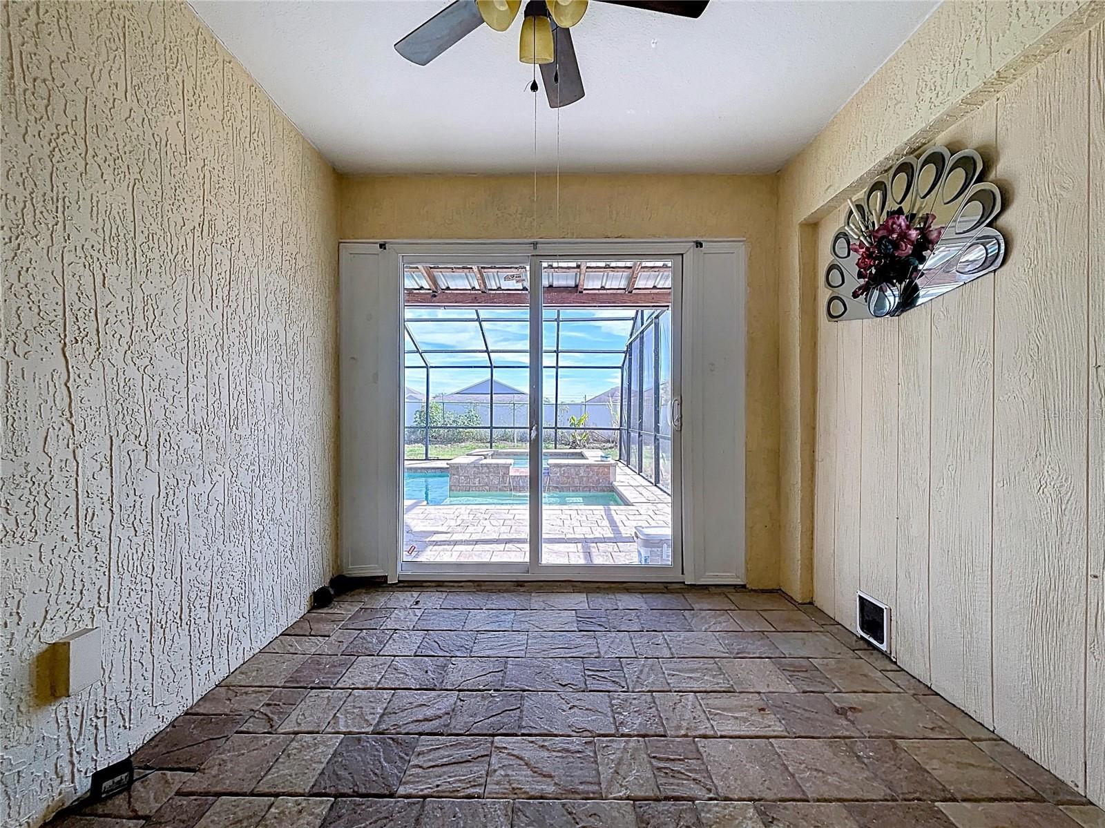 GARDENS PH 01 - Residential