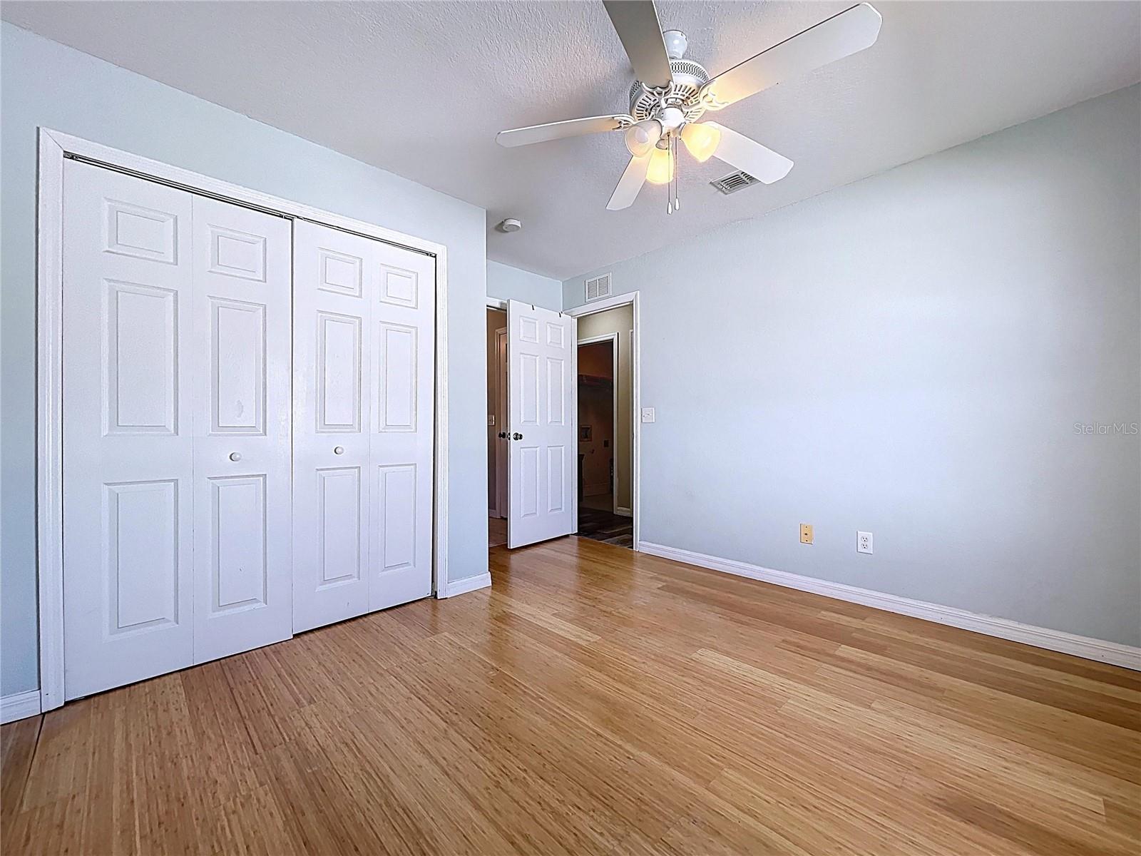 GARDENS PH 01 - Residential