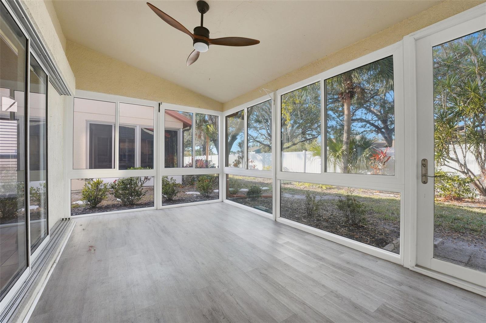 CASA DEL SOL SEC III - Residential