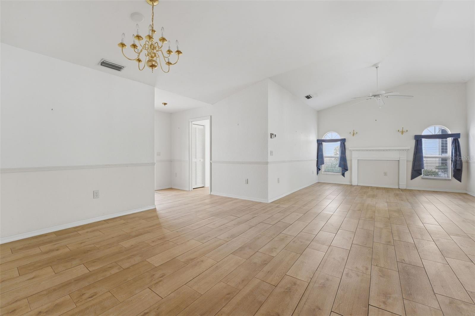 CASA DEL SOL SEC III - Residential