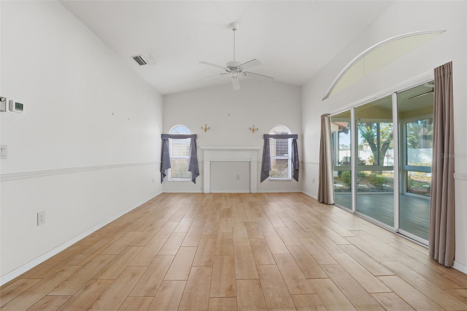 CASA DEL SOL SEC III - Residential