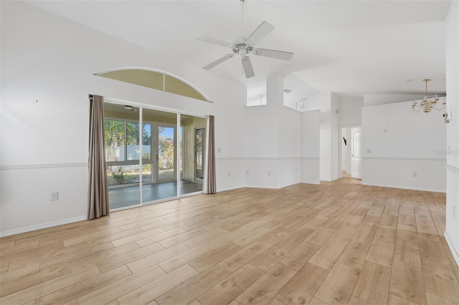 CASA DEL SOL SEC III - Residential