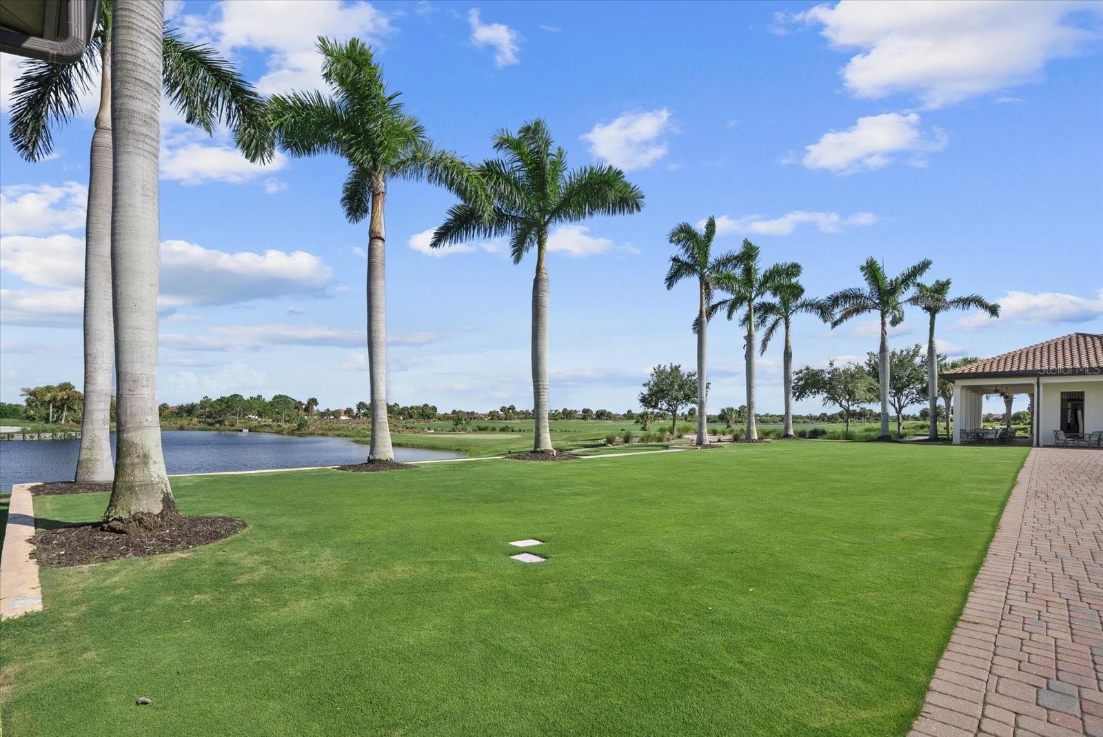 SARASOTA NATIONAL PH 13-B - Residential