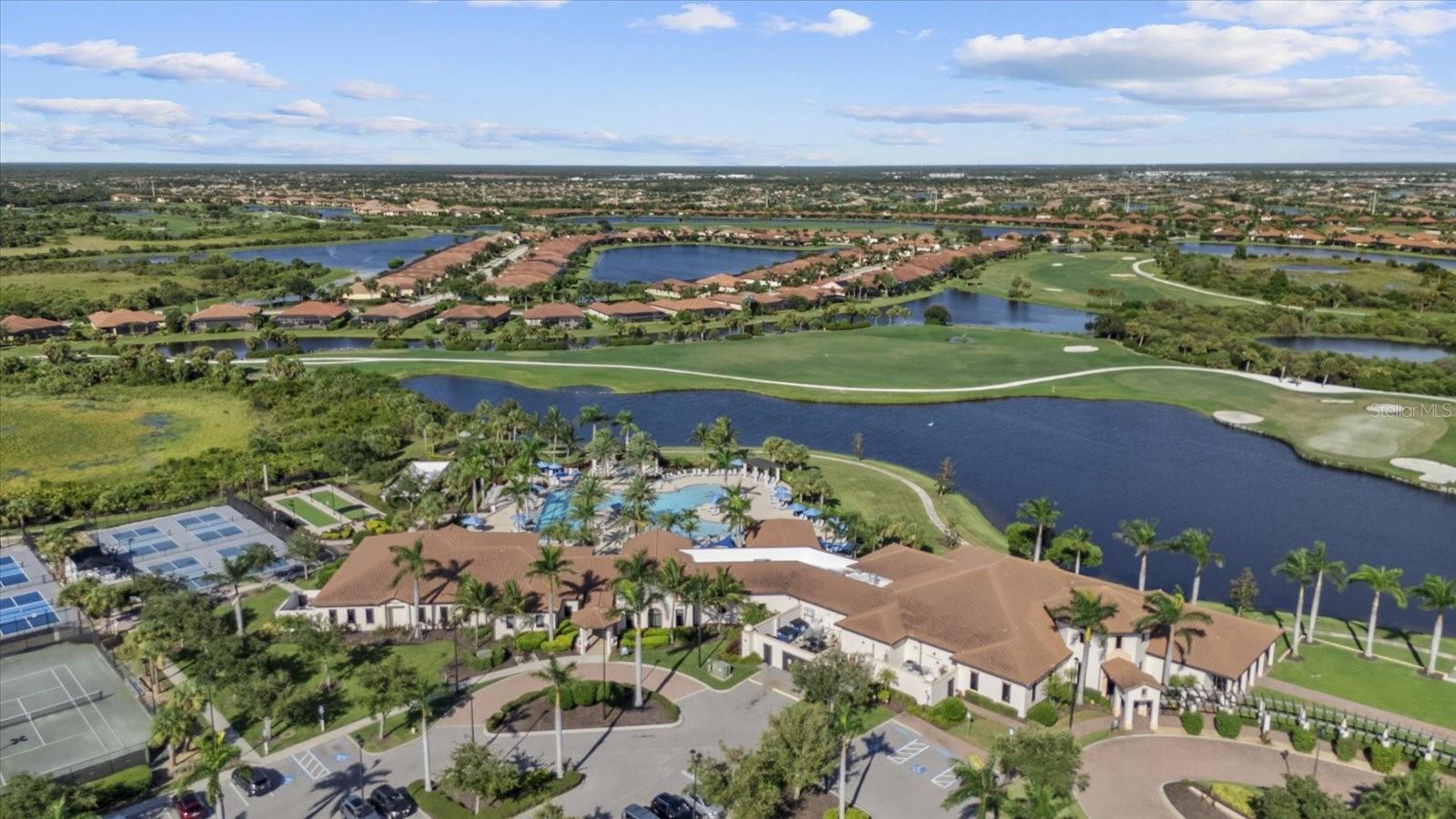 SARASOTA NATIONAL PH 13-B - Residential