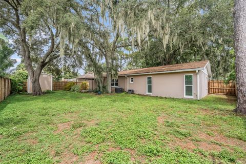 A home in VALRICO