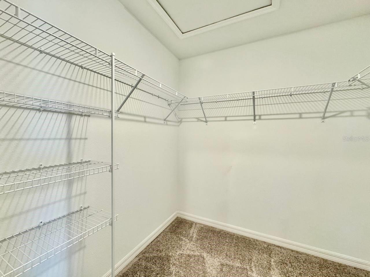 TOWNES/LK THOMAS PH 1 - Residential Lease