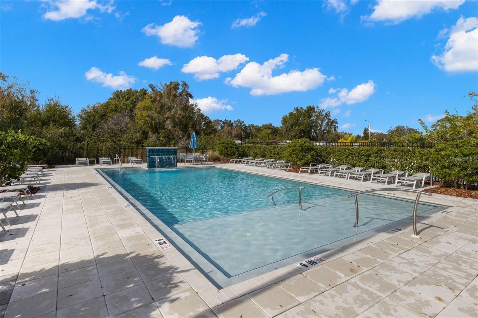 TOWNES/LK THOMAS PH 1 - Residential Lease