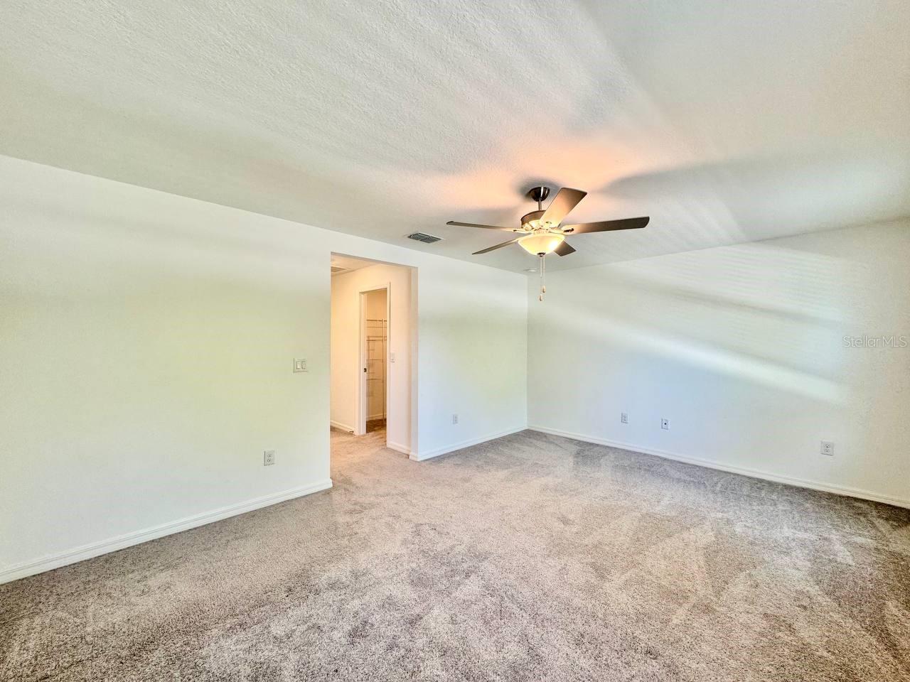 TOWNES/LK THOMAS PH 1 - Residential Lease