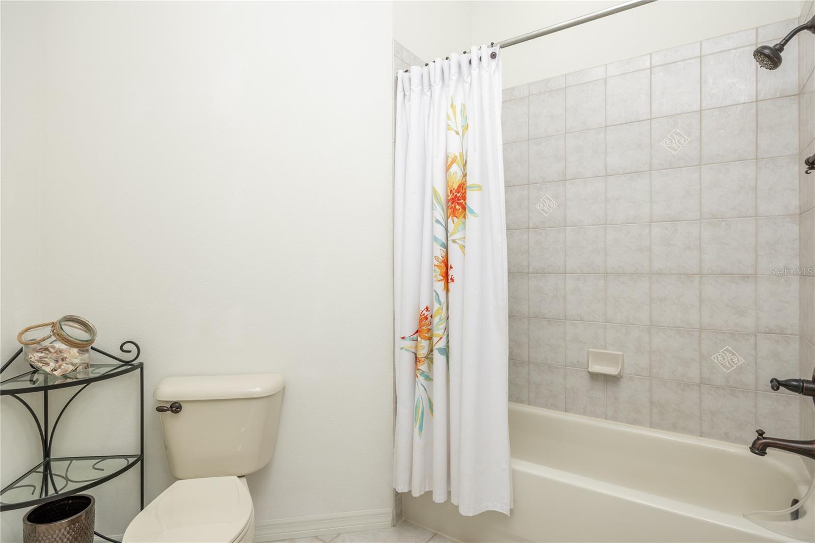 PARKER POINTE PH 01 - Residential