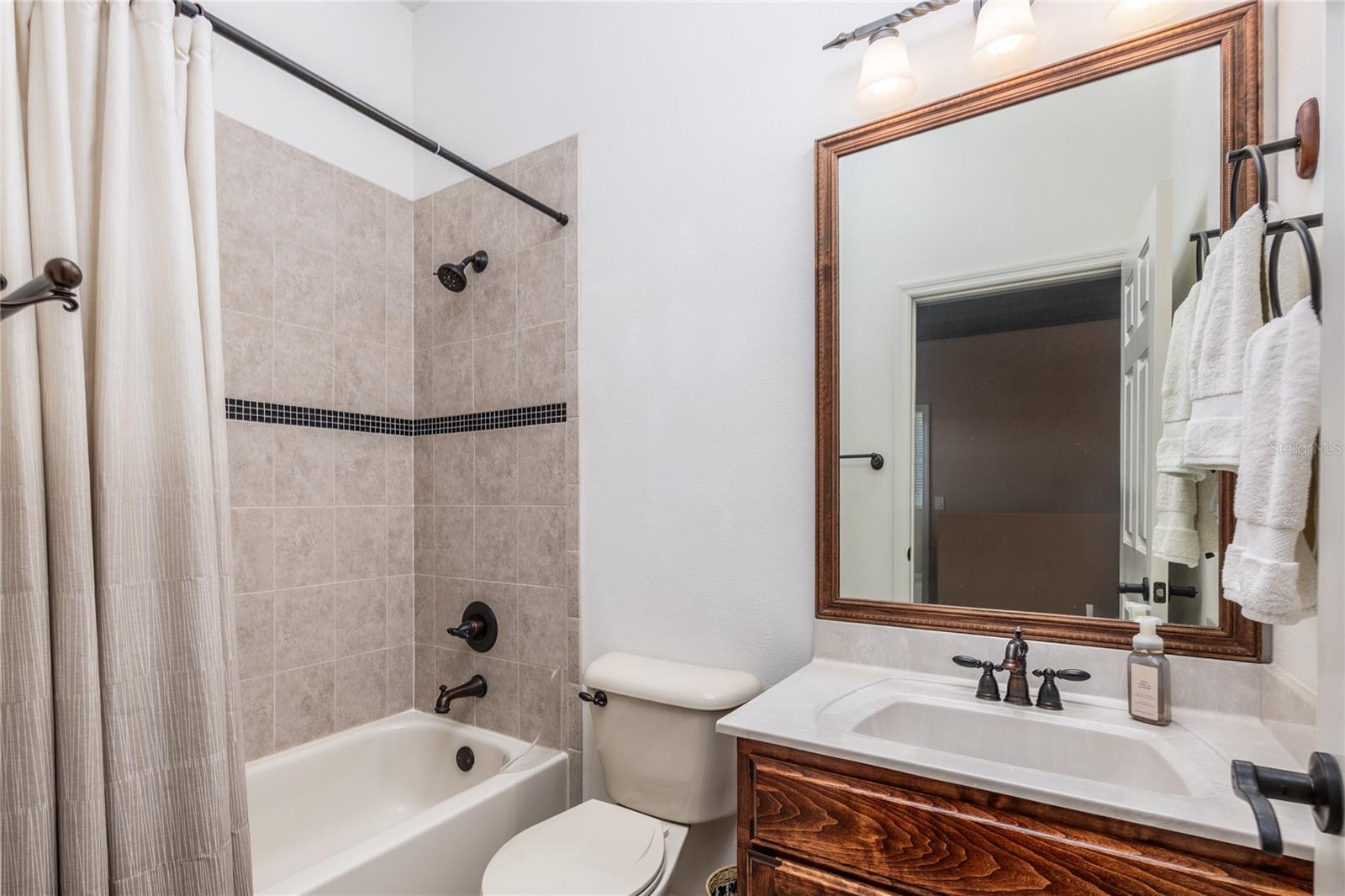 PARKER POINTE PH 01 - Residential
