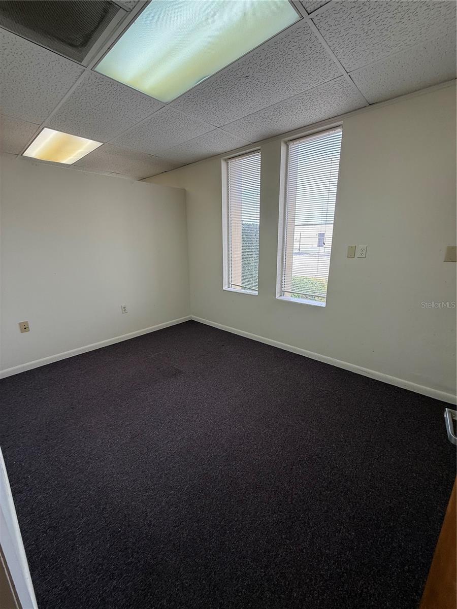 CUSTOM COMMERCE CENTER - Commercial Lease