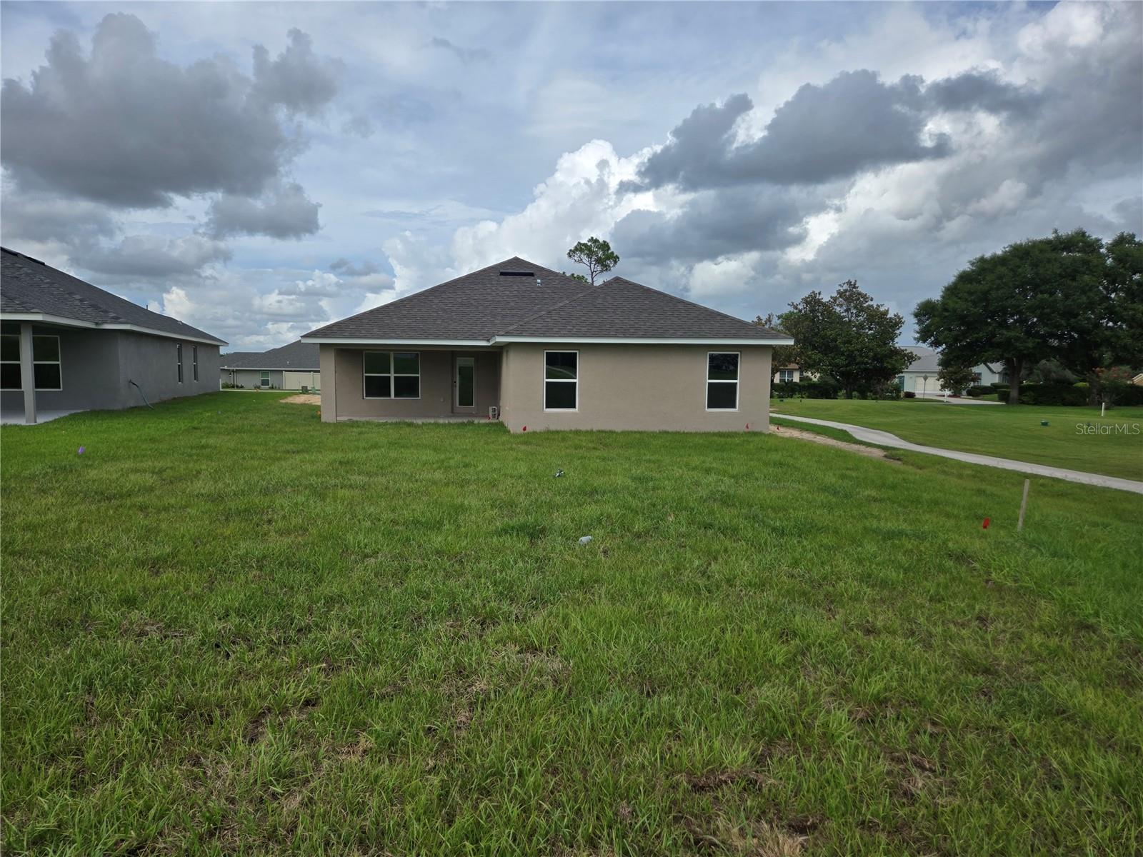 310 W REXFORD DRIVE