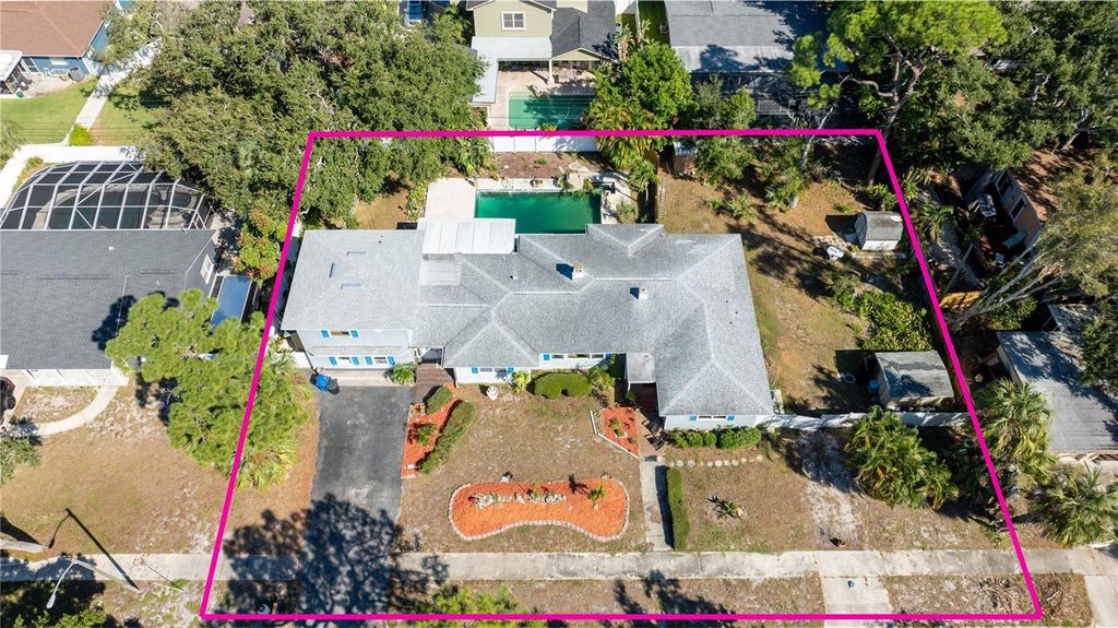 Photo of 8231 36th Avenue N, St Petersburg, FL 33710 (MLS # TB8443041)