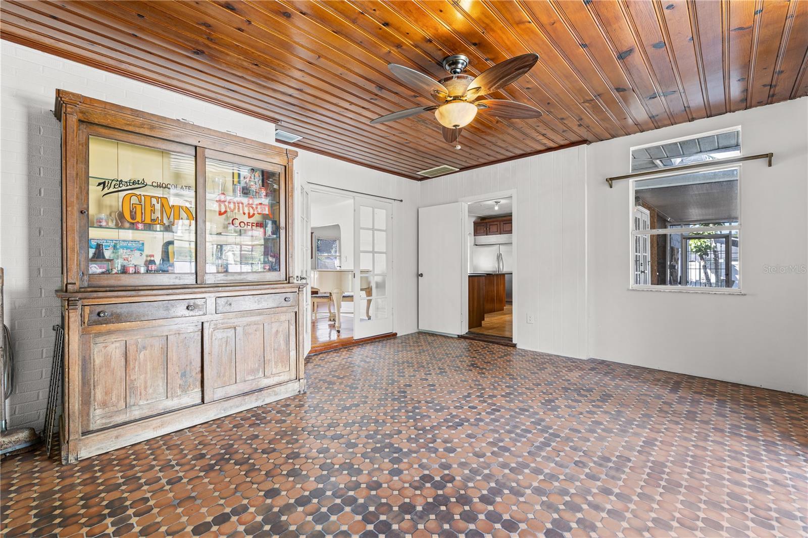 JUNGLE SHORES NO. 2 - Residential