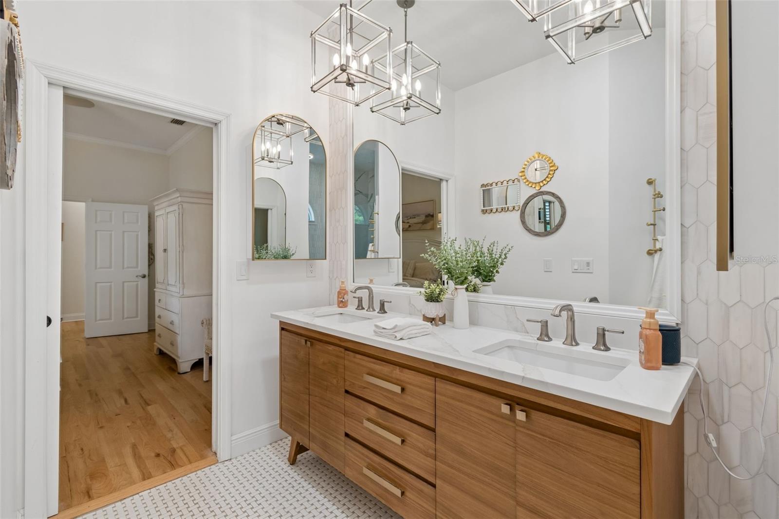 GLEN EAGLE UNIT 2 - Residential