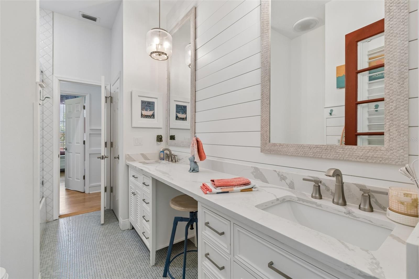 GLEN EAGLE UNIT 2 - Residential