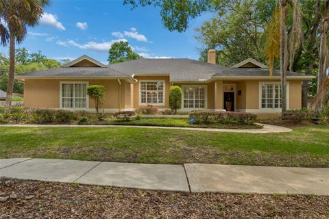 Photo of 1686 Eagle Nest Cir, Winter Springs, FL 32708 (MLS # O6401291)