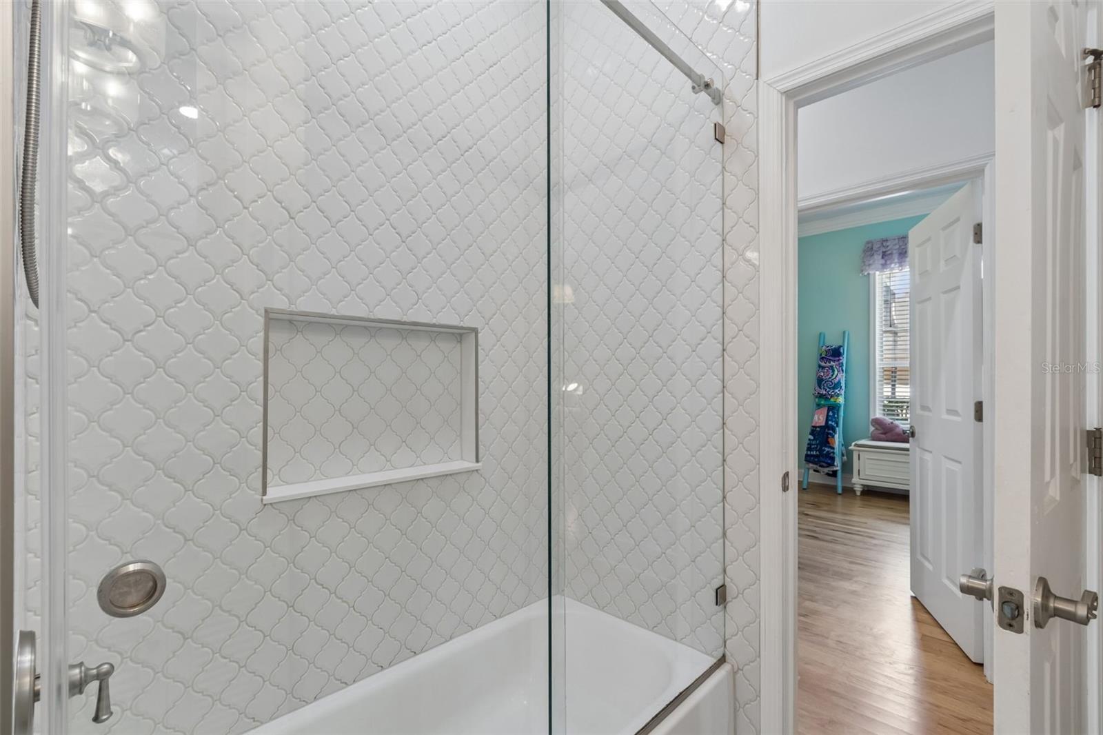 GLEN EAGLE UNIT 2 - Residential